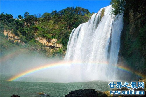 世界上最高的瀑布，中国竟然一个也没有(www.gifqq.com)