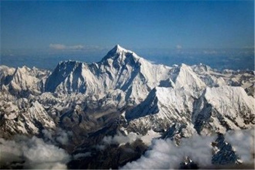 世界上最高的山峰，一生一定要去一趟西藏看珠峰