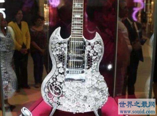 世界上最贵的吉他，拍出了280万美元的天价(www.gifqq.com)