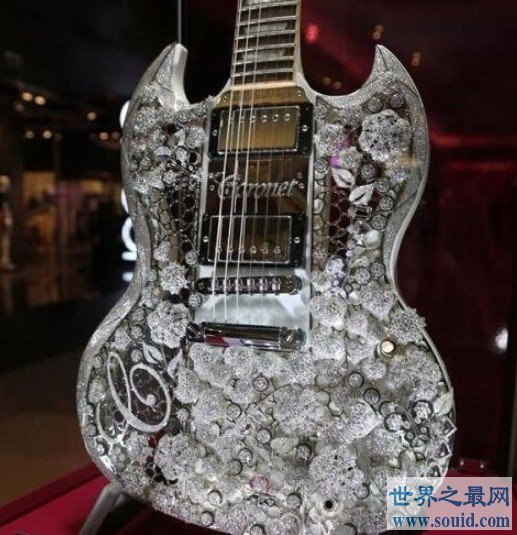 世界上最贵的吉他，拍出了280万美元的天价(www.gifqq.com)