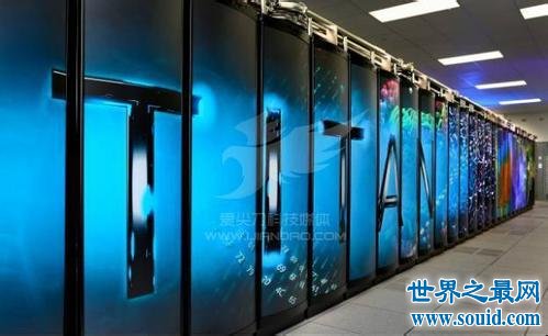 世界上最快的计算机 “神威·太湖之光”中国制造！！(www.gifqq.com)