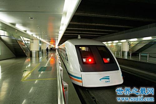 世界上最快的火车，中国火车排列第一名！(www.gifqq.com)