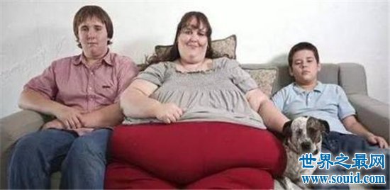 世界上最重的人是谁？她竟然每天要吃两万卡路里(www.gifqq.com)