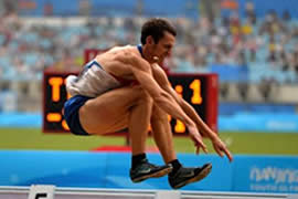 最新男子跳远世界纪录，8.95米/女子7.52米(视频)