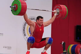 最新男子举重世界纪录，475公斤/女子334公斤