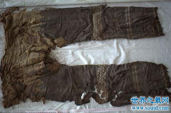 中国历史最为悠久的裤子，洋海古墓干尸(3300年前)(www.gifqq.com)