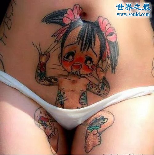 世界十大最疯狂的纹身，私处纹身和蜥蜴人(图)(www.gifqq.com)