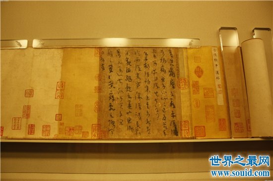 中国最珍贵的文物是哪些？商后母戊鼎被百姓无意挖出(www.gifqq.com)