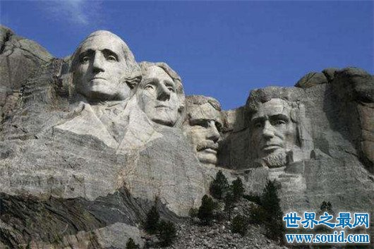 世界十大最令人惊叹的雕像，用一瞬停格住的传奇(www.gifqq.com)