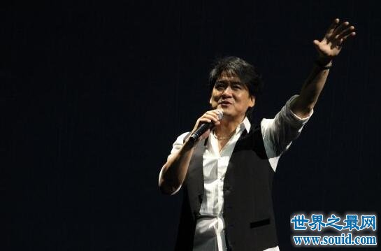 十大最受欢迎的台湾男歌手，天王周杰伦稳居第一(www.gifqq.com)