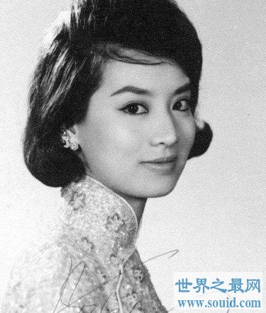 中国最漂亮的女明星夏梦,金庸的暗恋对象(www.gifqq.com)