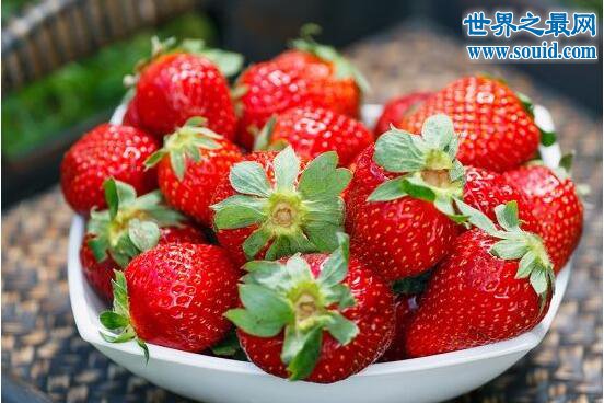 最脏的水果，草莓(有着20中农药残留)(www.gifqq.com)