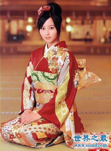 中国女人与日本女人的10大区别，日本女人最完美？(www.gifqq.com)