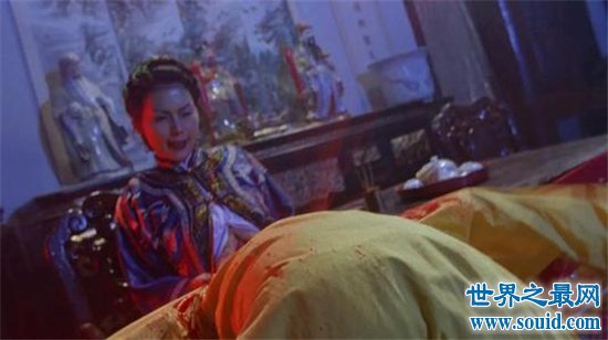 中国十大恐怖片排行，18岁禁吓哭你信不信？(www.gifqq.com)