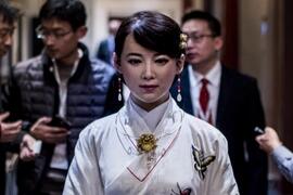 中国最美机器人，竟被问是否有男朋友