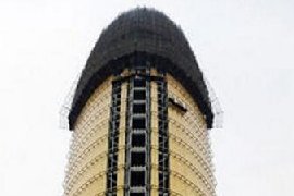 海南第一高楼，外形辣眼睛酷似男性生殖器(250米)
