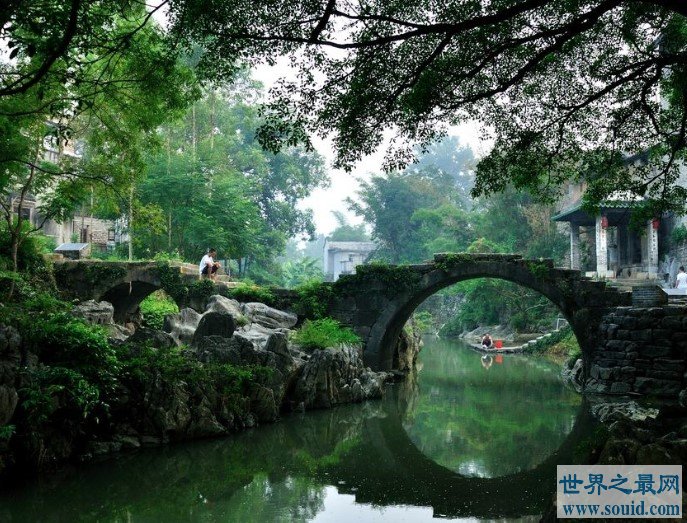 中国最美的风情小镇,距今已经有1000年的历史(www.gifqq.com)