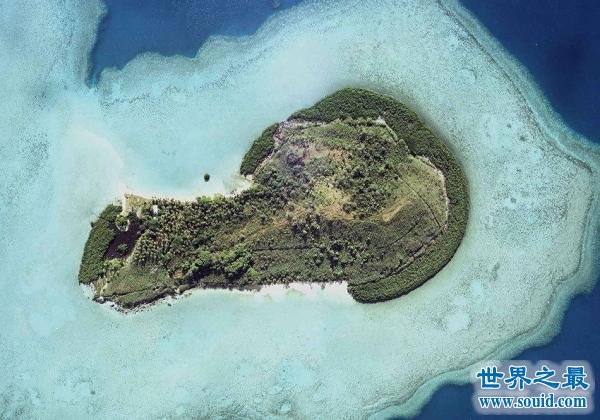 世界上12个造型最酷的海岛，阴茎岛不忍直视(www.gifqq.com)