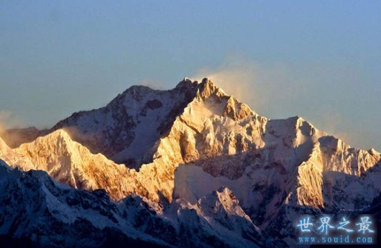 世界第三高峰是什么？干城章嘉峰(海拔8586米)(www.gifqq.com)