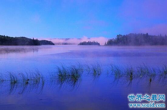 世界最大淡水湖，苏必利尔湖(青海湖的19倍大)(www.gifqq.com)