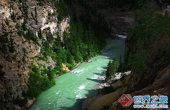 世界上最长的河流峡谷(www.gifqq.com)