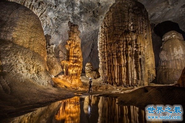 世界上最大的洞穴，越南山水洞(高200米/长5.5公里)(www.gifqq.com)