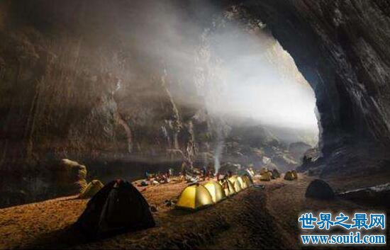 世界上最大的山洞，把全人类放进去都绰绰有余(www.gifqq.com)