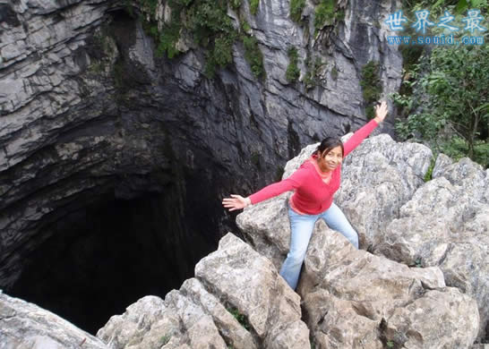 世界上最长的地下洞穴，猛犸洞(600公里)(www.gifqq.com)