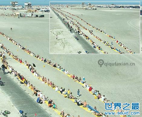世界上最长的海滩毛巾(www.gifqq.com)