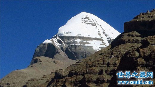 世界上最美丽的10座山，中国羞女峰排第一(www.gifqq.com)