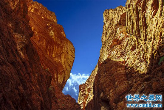 中国最美峡谷，这些鬼斧神工的峡谷你都知道吗？(www.gifqq.com)