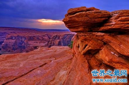 世界上最著名的自然景点科罗拉多大峡谷，地球自然奇特(www.gifqq.com)