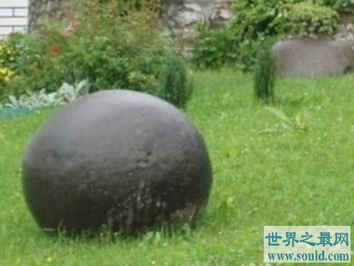世界上最古老的人造石球，波黑发现神秘石球(www.gifqq.com)